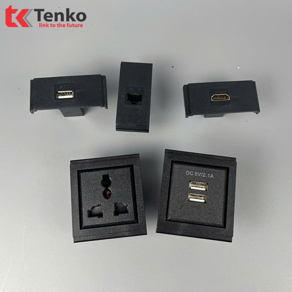 Hộp Ổ Cắm &Acirc;m B&agrave;n Hợp Kim Nh&ocirc;m Tenko TK-D4S Đen